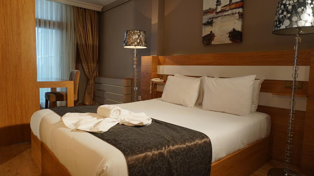 Istanbulinn Hotel Esterno foto